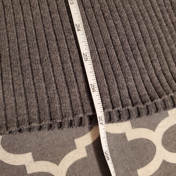 Chaps Ralph Lauren Turtleneck - Picture 3 of 9